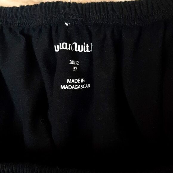 WOMANWITHIN 3XL‎ Black Peasant Top Sleeveless - Picture 2 of 7